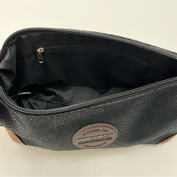 NWT Manscaped Men's "The Shed" Grab-And-Go Traveling Bag Toiletries Lightweight - Picture 5 of 9